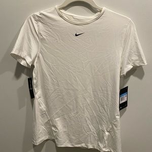 NEW WITH TAGS Nike Pro Women’s Dri-Fit T-shirt || Size: M || Color: White